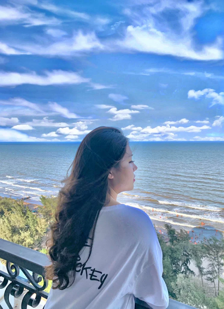 Khách sạn view biển Dragon Sea Hotel