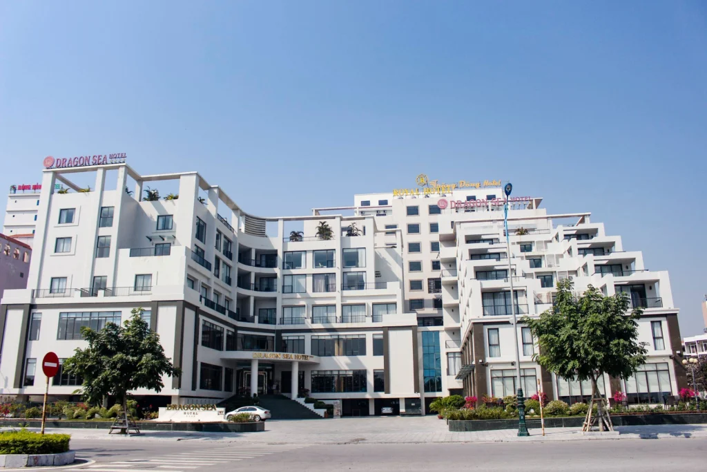 Khách sạn Dragon Sea Hotel